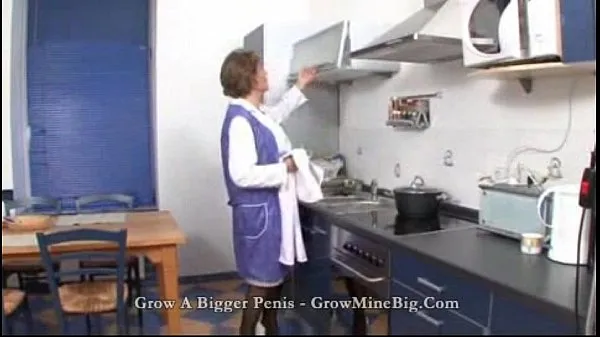 HD mature fuck in the Kitchen energy Clips