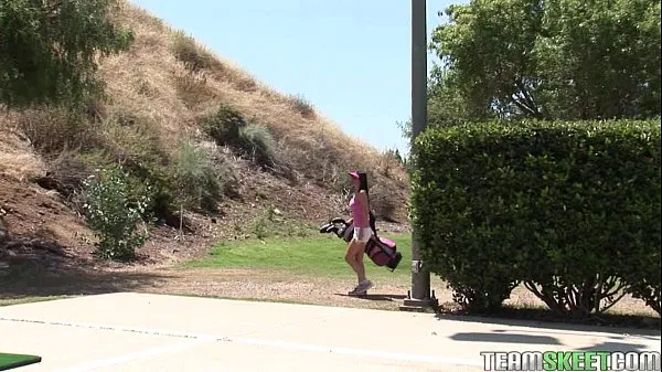 HD brunette chick with bigtits fucked hard after golfing 에너지 클립