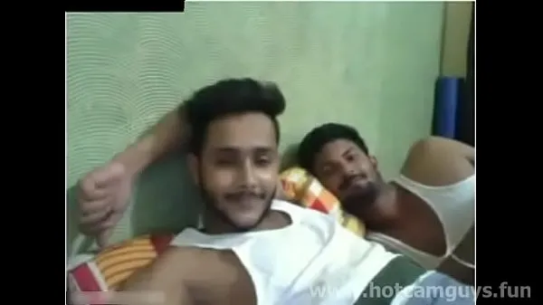 Clip năng lượng Indian gay guys on cam HD