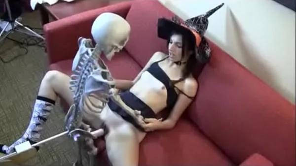 HD Who is she? Witch fucking skeleton energy Clips
