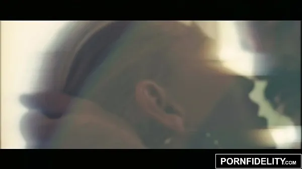 高清PORNFIDELITY Vanessa Cage Titty Fucked and Facialed能量剪辑