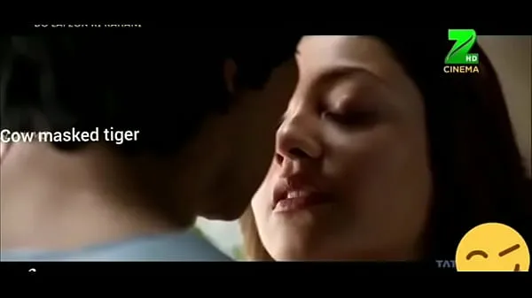 HD Kajal Agarwal Hot Kiss Compile energiklipp