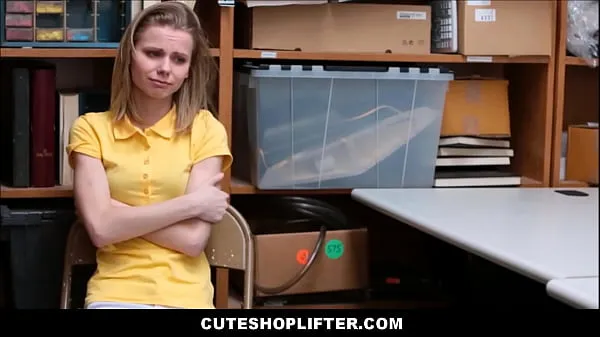 HD Cute Blonde Skinny Teen Caught Stealing Fucked By Officer energetické klipy