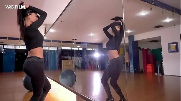 HD Denisse Gomez - Dancing Solo Masturbation energetické klipy
