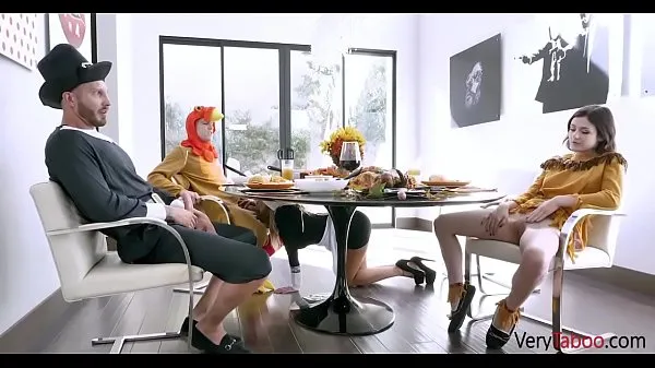 HD stepFAMILY THAT FUCKS TOGETHER STAYS TOGETHER 에너지 클립