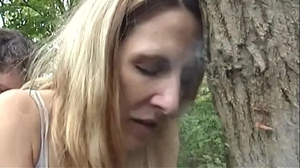 Klipy energetyczne Marie Madison Public Smoke and Fuck in Woods HD