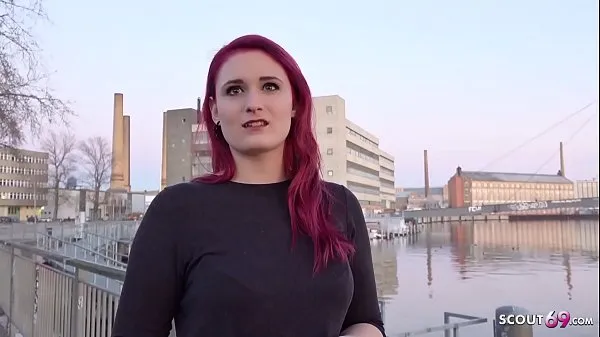 Klipy energetyczne GERMAN SCOUT - Redhead Teen Melina talk to Fuck at Street Casting HD