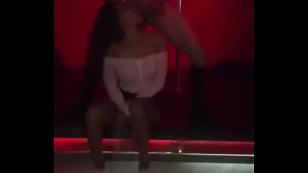 HD Venezuelan from Caracas in a nightclub sucking a striper's cock انرجی کلپس