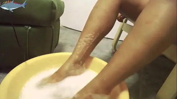 HD Girl Footjob Rubber Dick Dirty Feet - Foot Fetish energy Clips