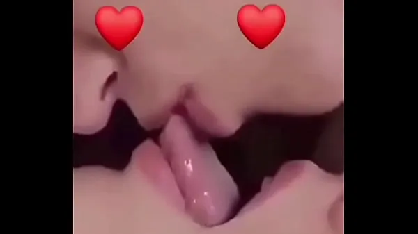 HD Follow me on Instagram ( ) for more videos. Hot couple kissing hard smooching energialeikkeet