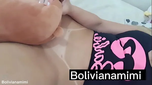 HD My teddy bear bite my ass then he apologize licking my pussy till squirt.... wanna see the full video? bolivianamimi คลิปพลังงาน