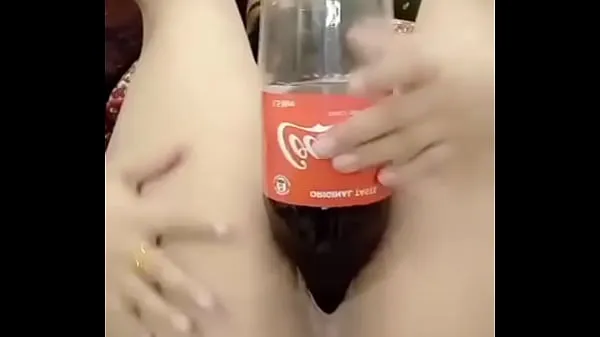 HD Big Bottle Fucking In Both Holes energy Clips
