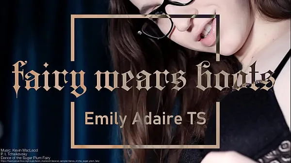 HD TS in dessous teasing you - Emily Adaire - lingerie trans Klip tenaga