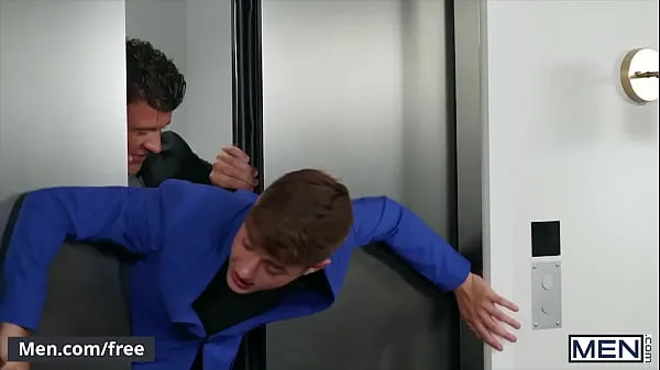HD Stud (JJ Knight) Eats Out Twinks (Joey Mills) Tight Small Butt Pounds Him In An Elevator - Men - Follow and watch Joey Mills at Enerji Klipleri