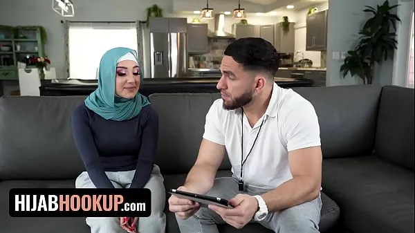HD Hijab Hookup - Beautiful Big Titted Arab Beauty Bangs Her Soccer Coach To Keep Her Place In The Team energetické klipy