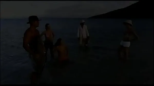 HD Deniska and Mia Spend Time on a Boat in the Indian Ocean Having Sex energia klipek