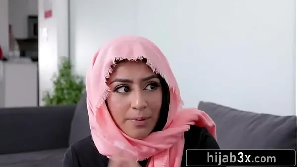 HD Hot Muslim Teen Must Suck & Fuck Neighbor To Keep Her Secret (Binky Beaz energiklipp