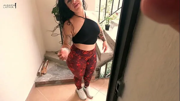 HD I fuck my horny neighbor when she is going to water her plants Klip tenaga