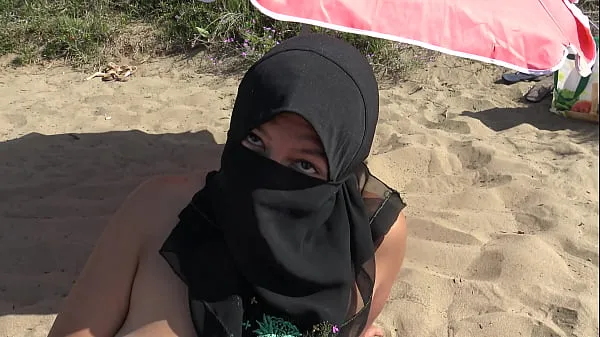 HD Arab milf enjoys hardcore sex on the beach in France energetski posnetki