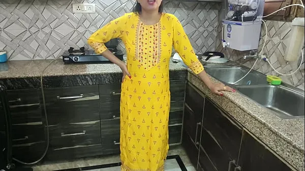 HD Desi bhabhi was washing dishes in kitchen then her brother in law came and said bhabhi aapka chut chahiye kya dogi hindi audio energiklipp