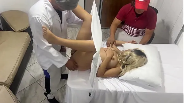 HD My Wife is Checked by the Gynecologist Doctor but I think He is Fucking Her Next to Me and my Wife likes it NTR jav คลิปพลังงาน